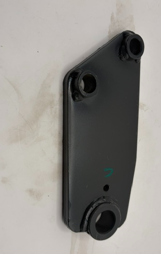 Mahindra LH Plate Bracket 007217704N11