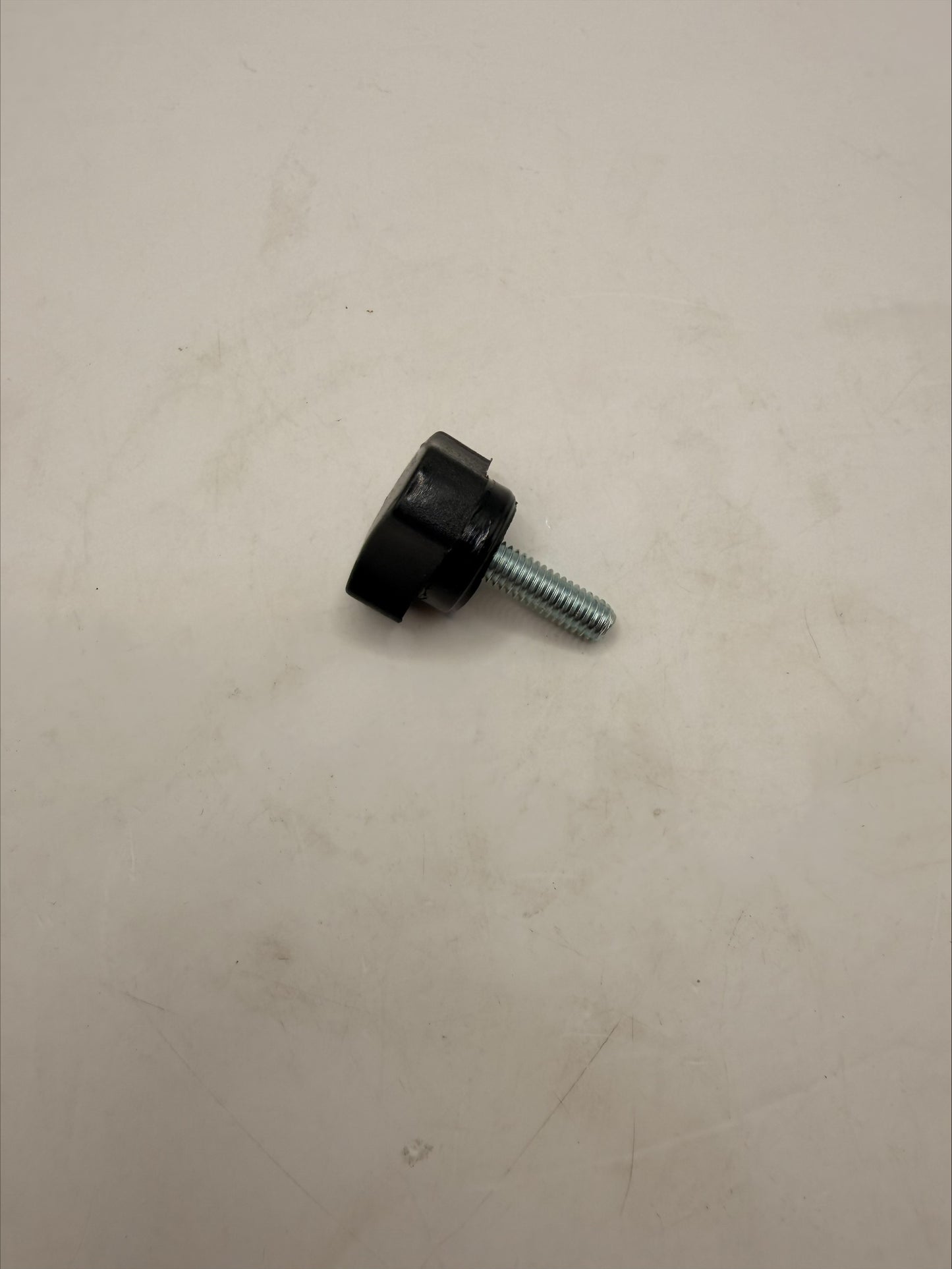 Mahindra Knob Bolt - 21575070110