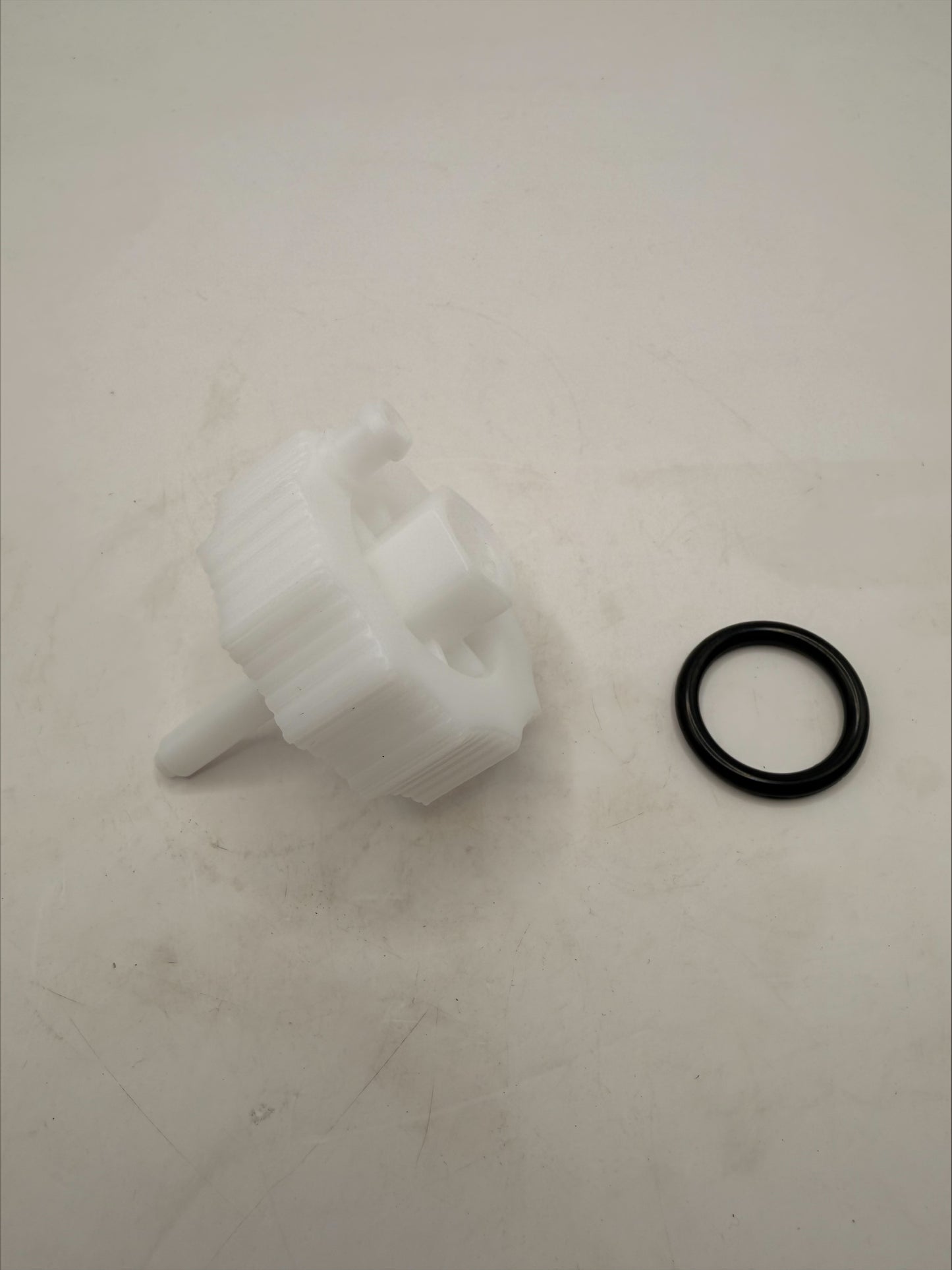 Kioti Fuel Drain Plug - R4682-25731002