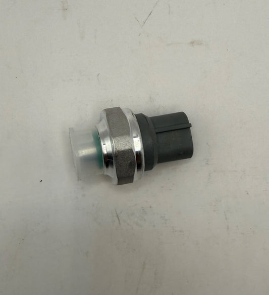 Mahindra Pressure Switch E007517891D1