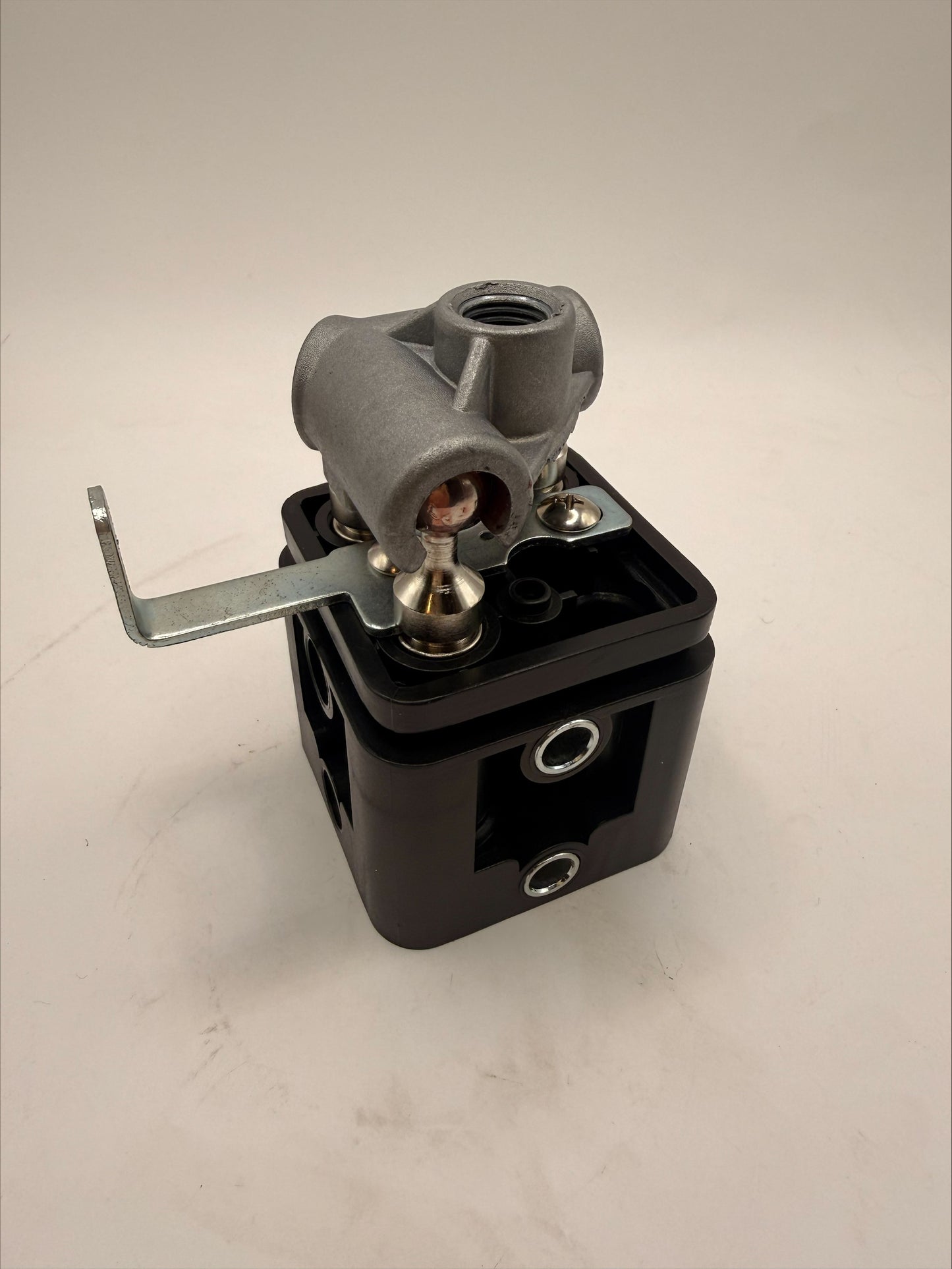 Mahindra Joystick Body Assembly 14527103600