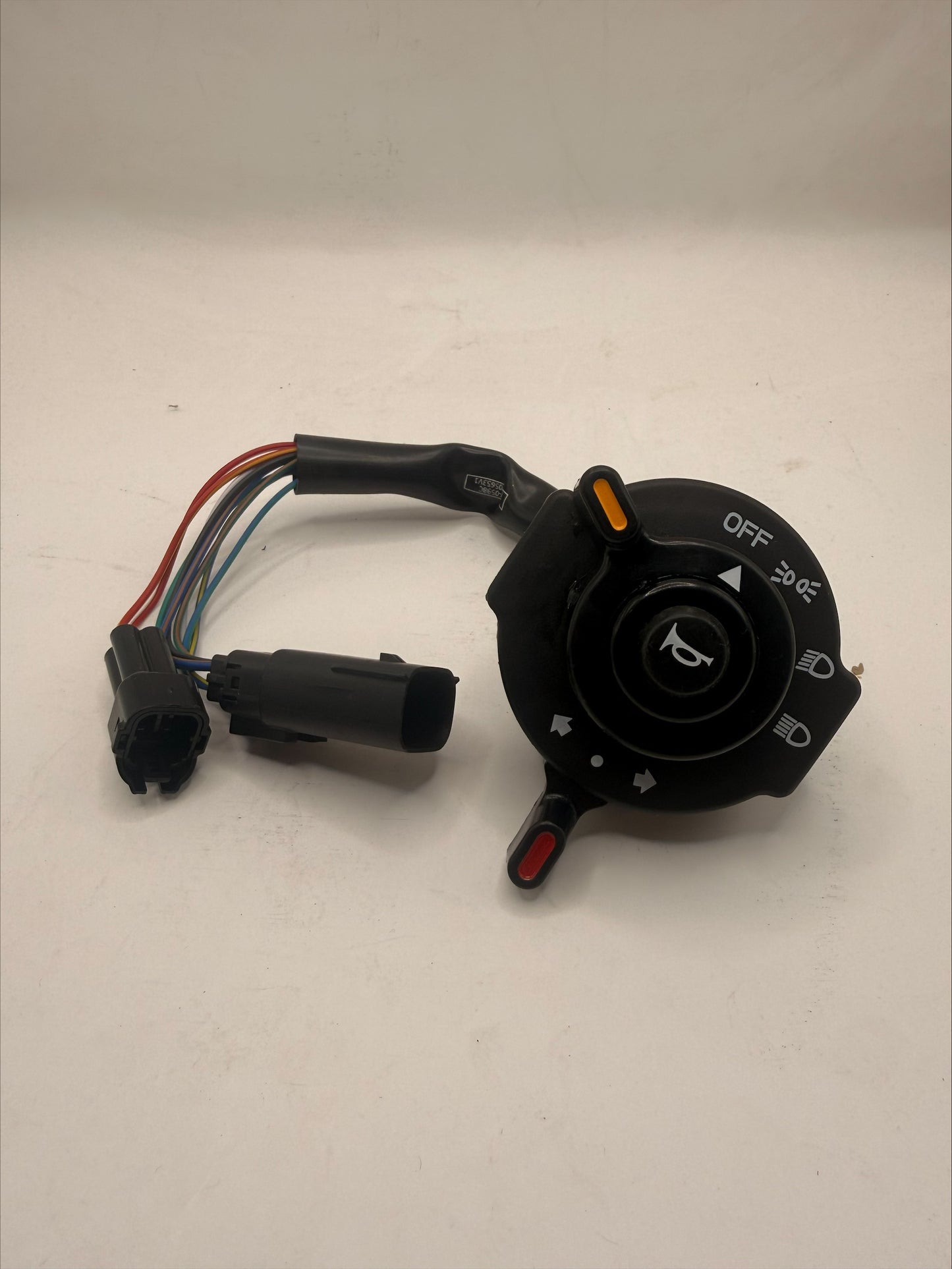 Mahindra Combination Switch 007705653V1