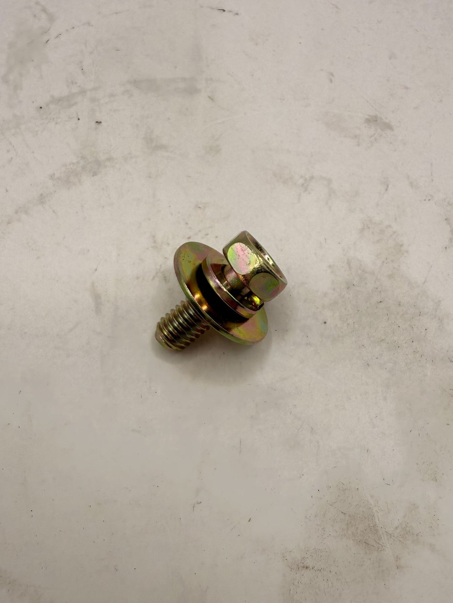 Mahindra Bolt 6X16 - V2193606016