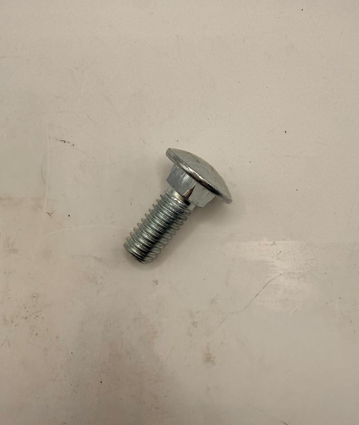 Mahindra Carriage Bolt 3/8-16 KMW05461033
