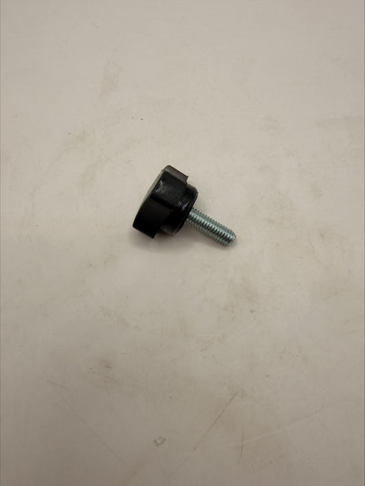 Mahindra Knob Bolt 21575070110