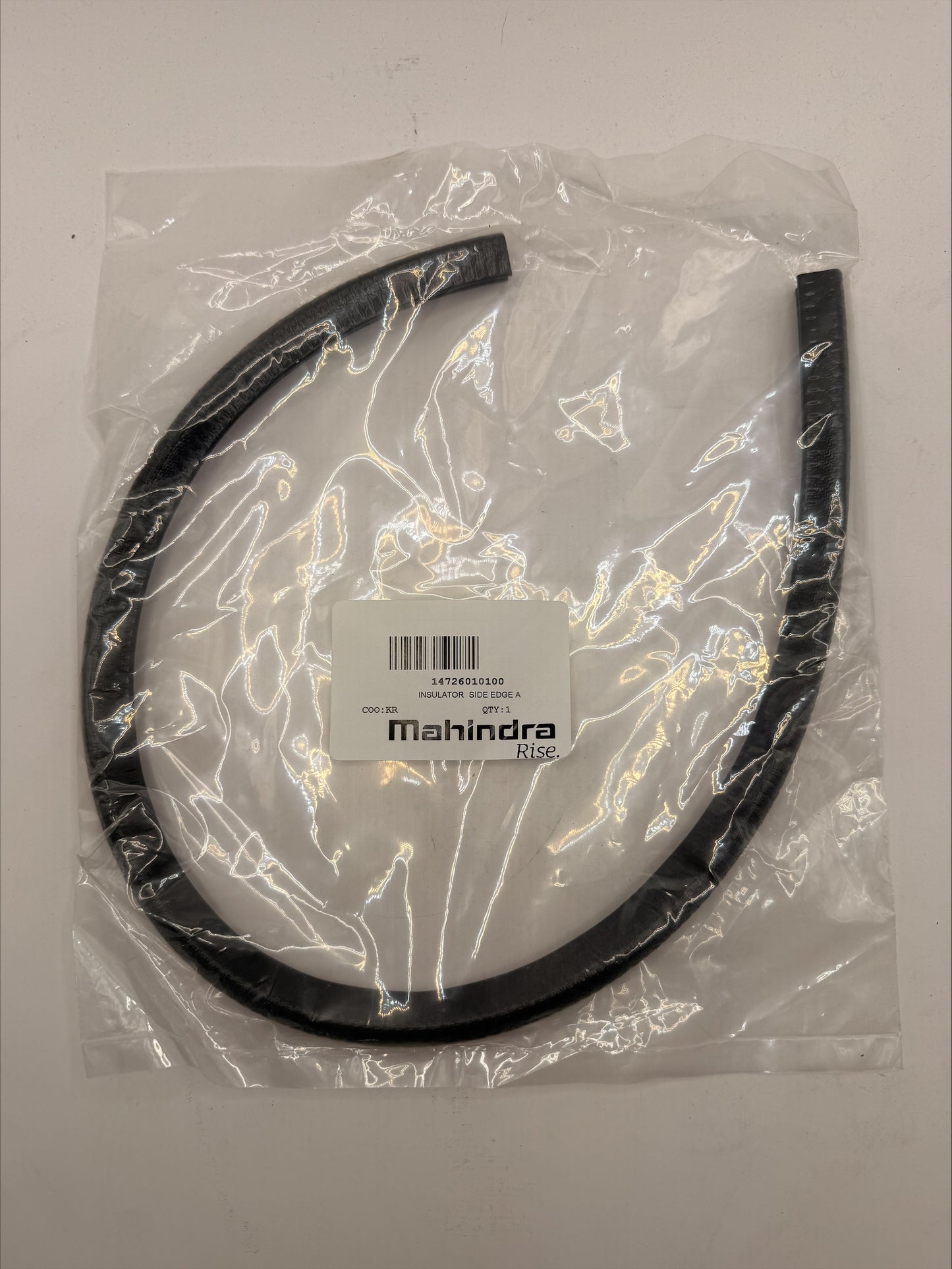 Mahindra Side Edge Insulator - 14726010100