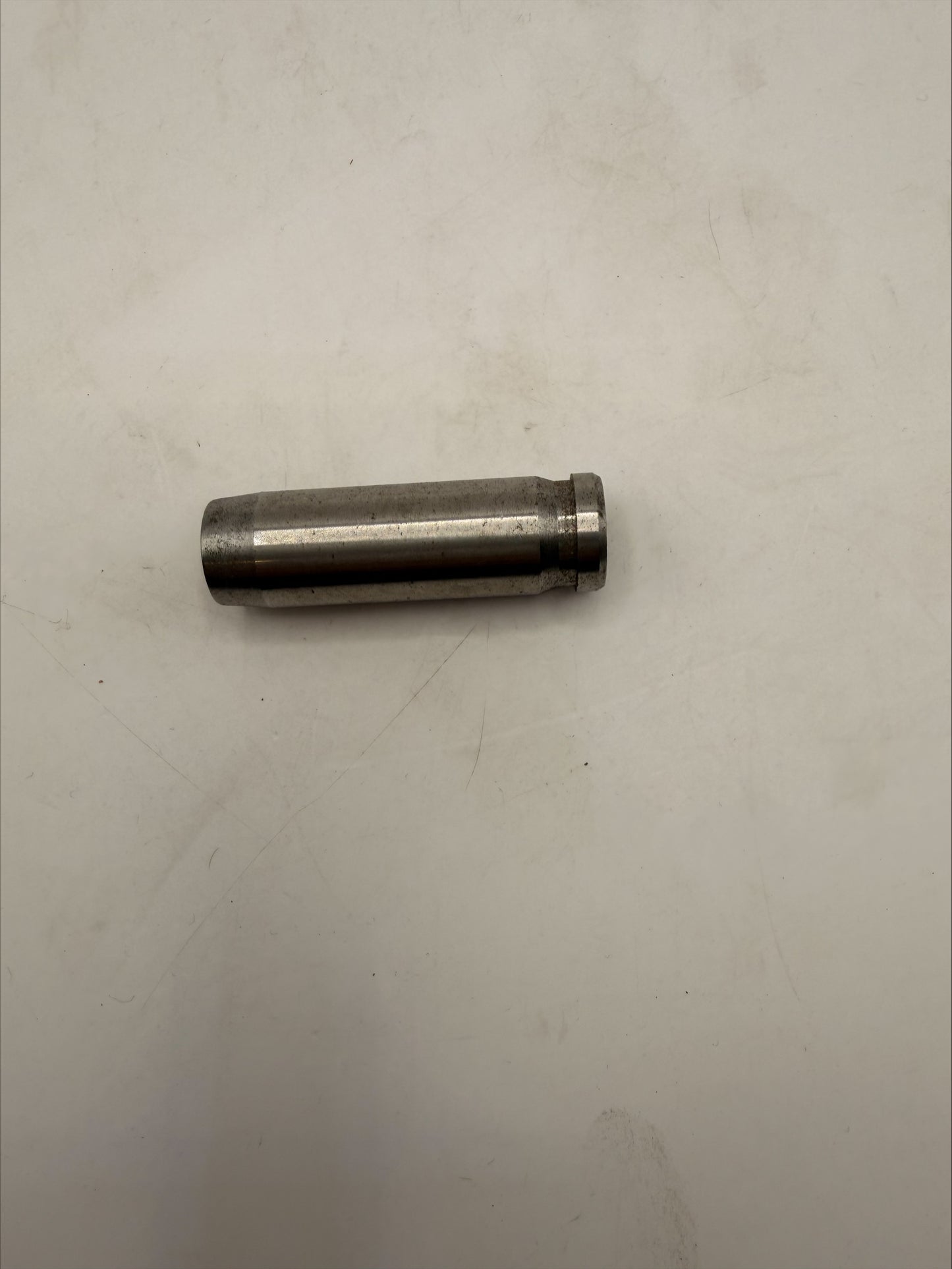 Mahindra Guide Exhaust Valve - E685013561