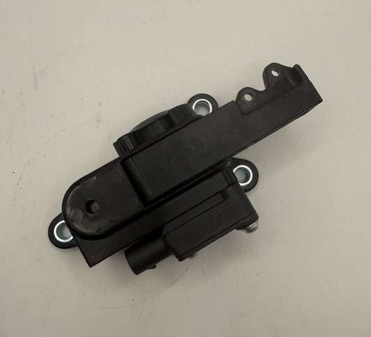 Mahindra Throttle Sensor E007701981D92