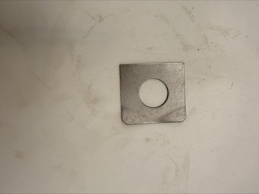 Mahindra Lock Plate E006514104D1