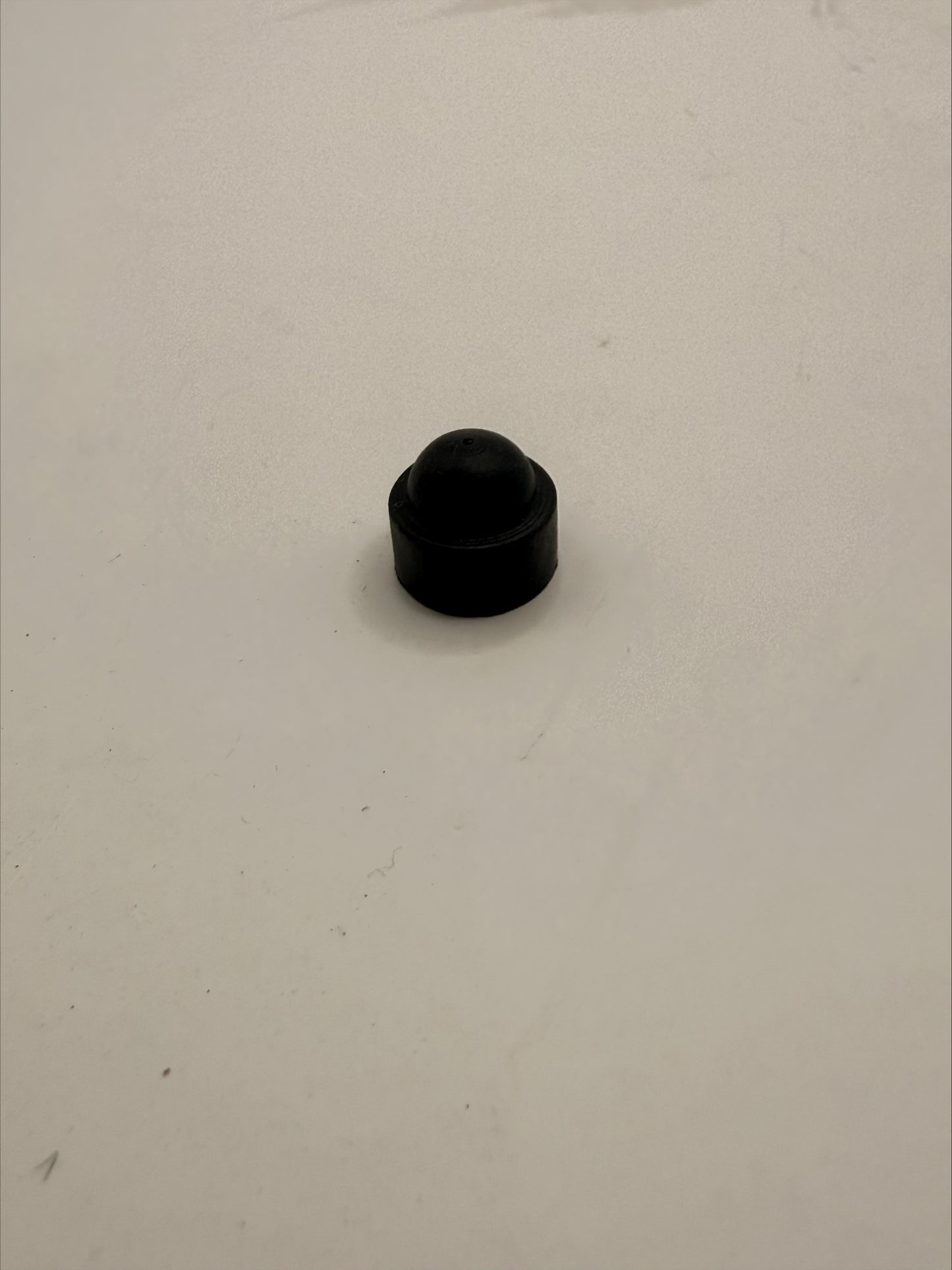 Mahindra Cap Protection E007518250D1