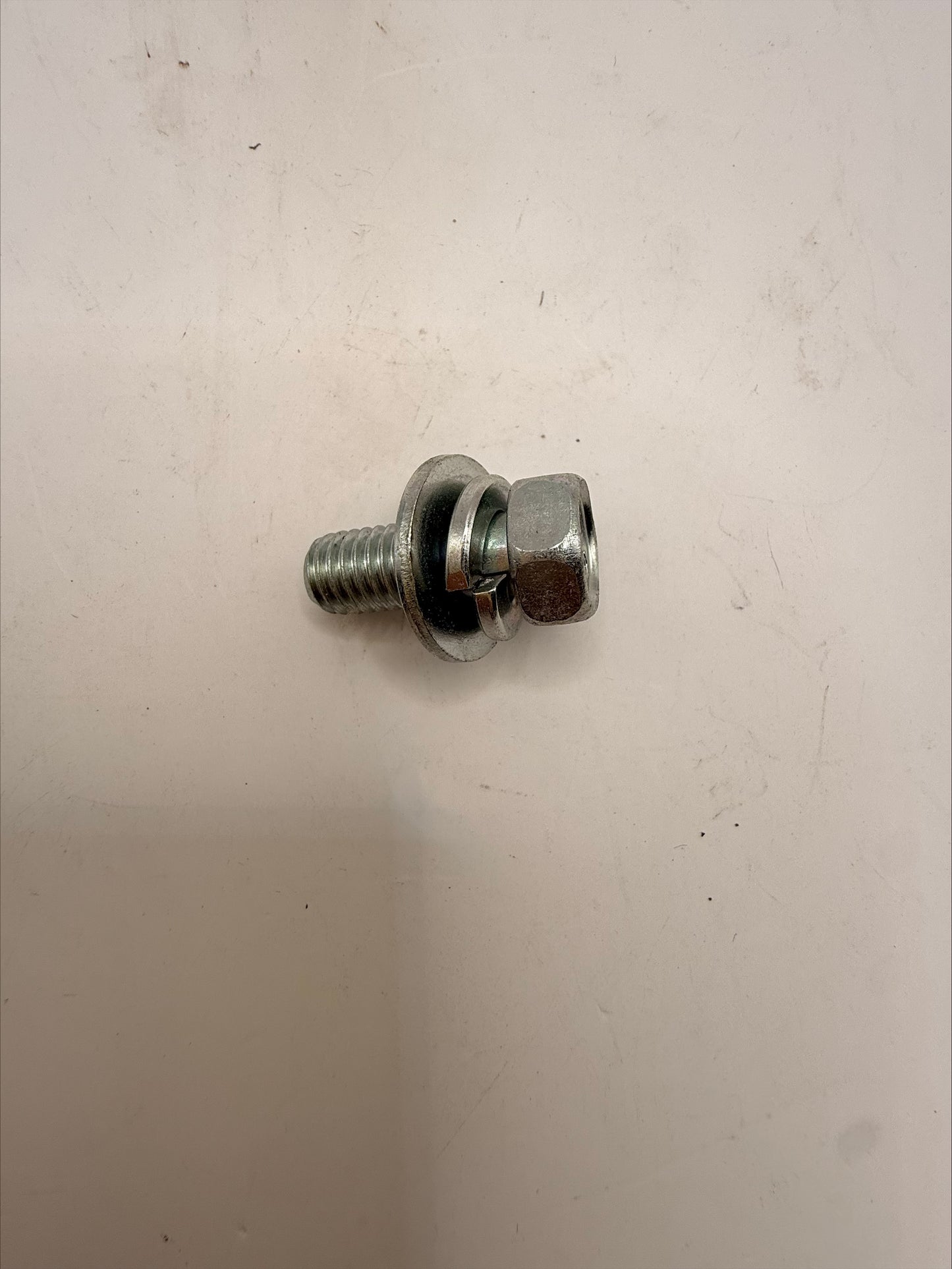 Mahindra Bolt V2183608020
