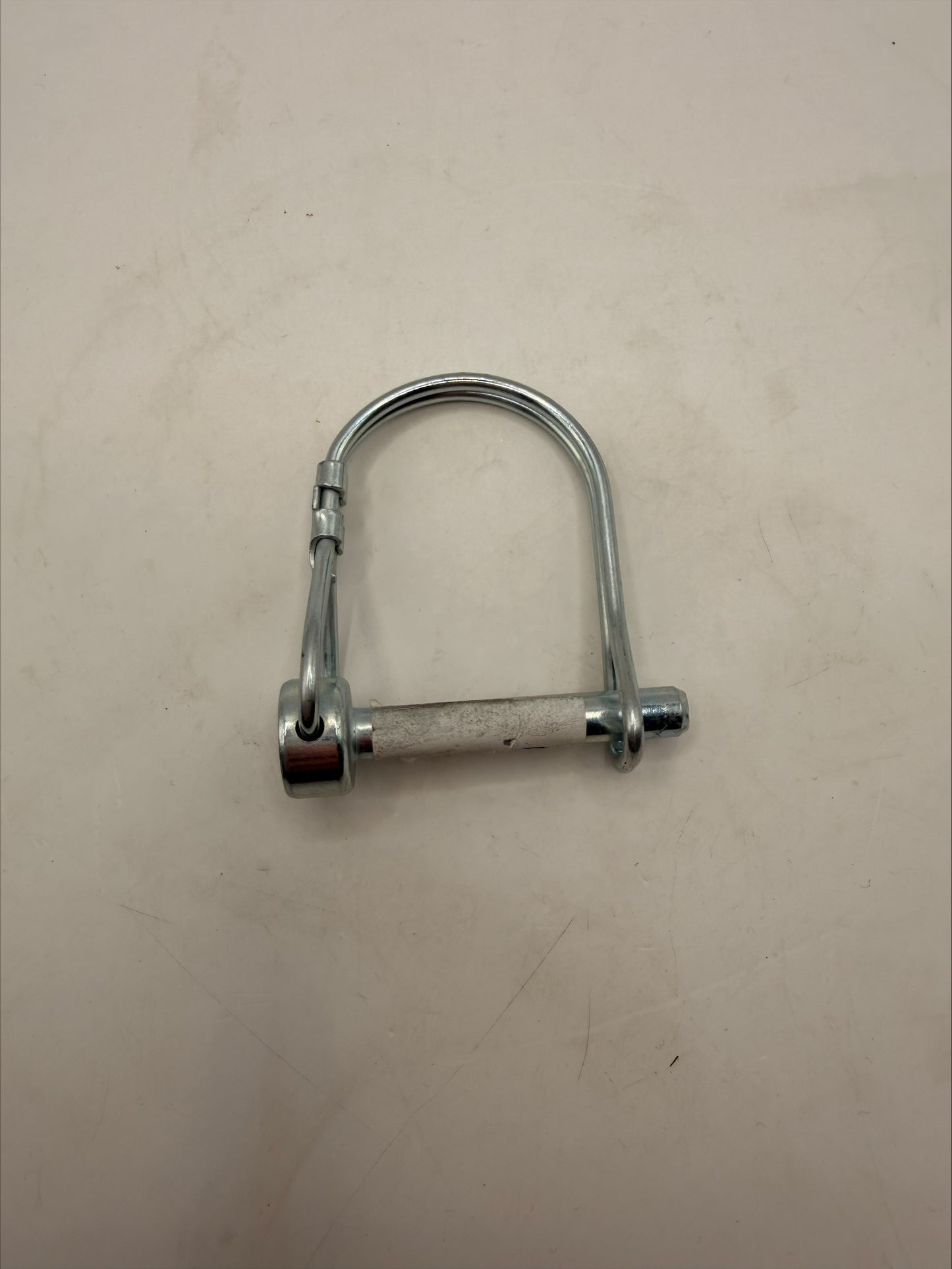 Mahindra Round Wire Pin - KMW05534420