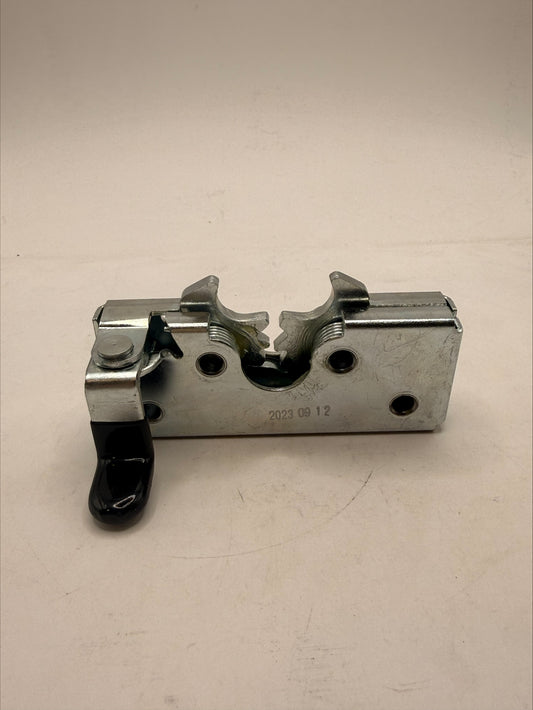 Mahindra Latch Hood 12626020600