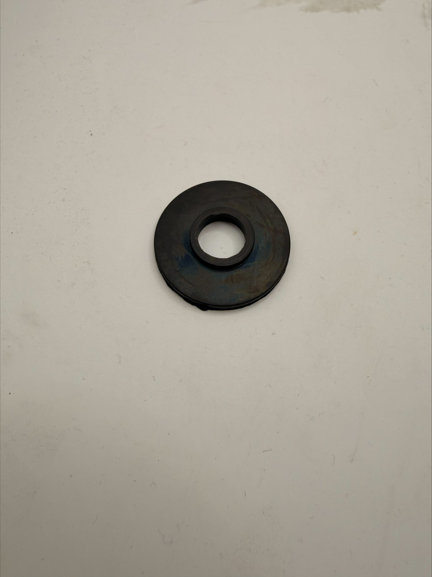 Mahindra Front Glass Grommet - 15817401130
