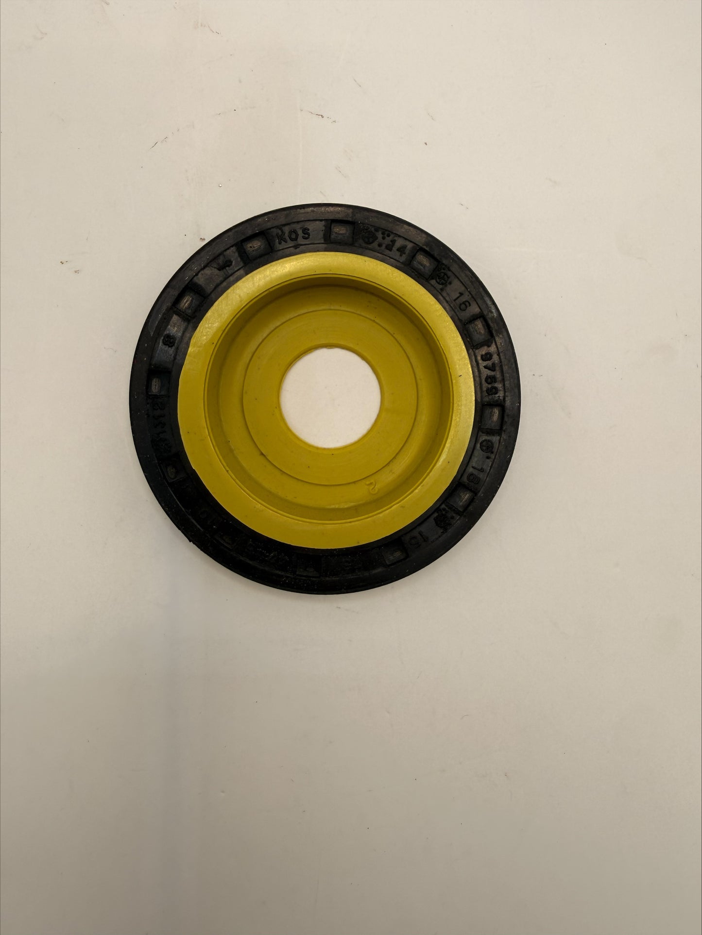 Mahindra Oil Seal 006002829A1